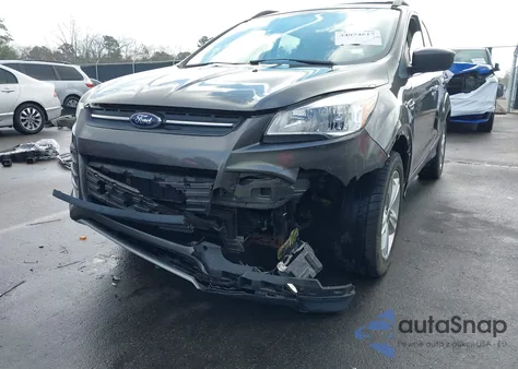 2016 Ford Escape Se z USA, uszkodzony, nr VIN 1FMCU9GX0GUC31939